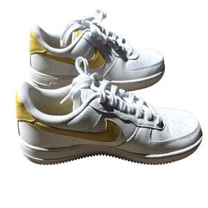 Nike Air Force 1‎ '07 Saturn Gold Womens Size 8